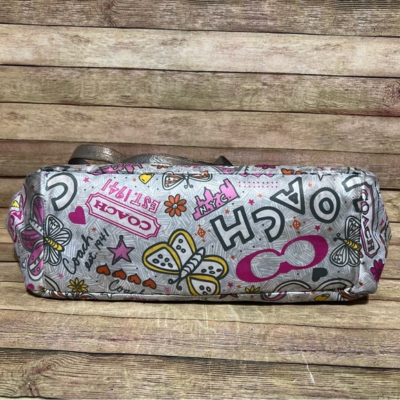 Coach Bandana Graffiti Baby Bag - Picture 10 of 10